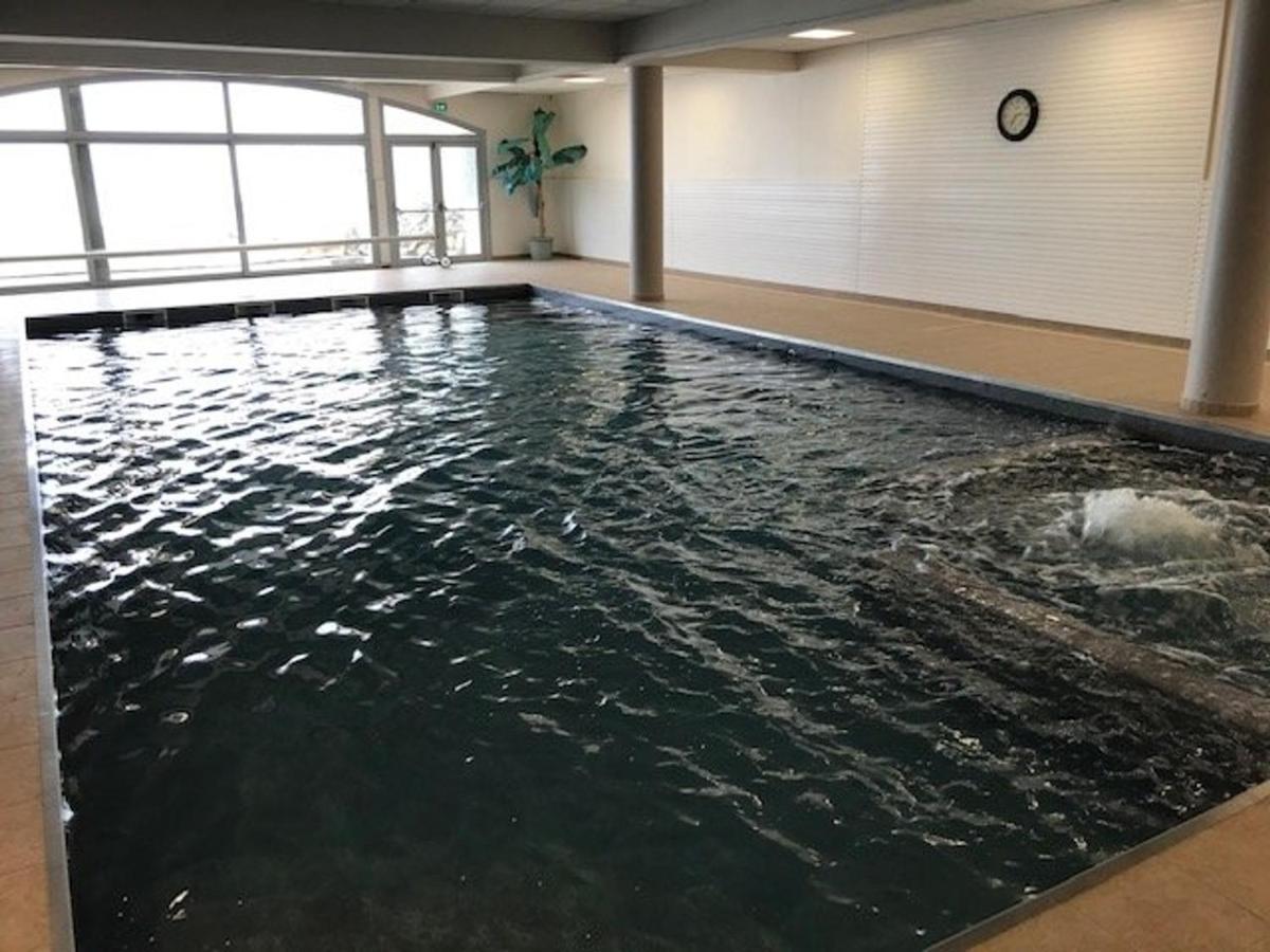Appartement T2 Pour 4 Pers. Avec Terrasse, Piscine Couverte Et Salle De Fitness, Proche Des Pistes - Fr-1-404-199 La Mongie Zewnętrze zdjęcie